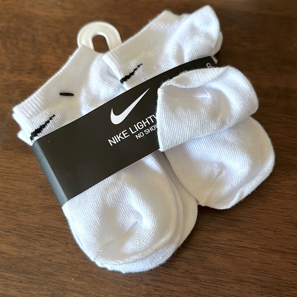 Nike unisex 6 pair no show socks - Picture 1 of 7